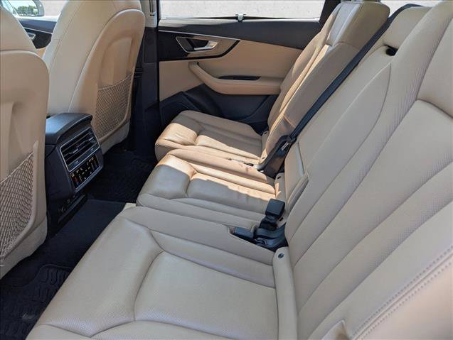 Used 2021 Audi Q7 3.0T Prestige AWD/4WD image 26
