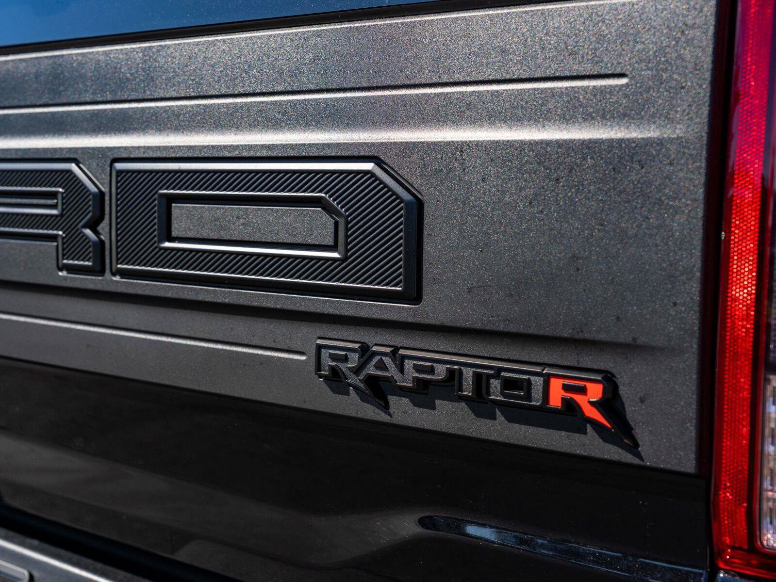 Used 2025 Ford F150 Raptor w/ Equipment Group 803A Raptor R AWD/4WD image 17