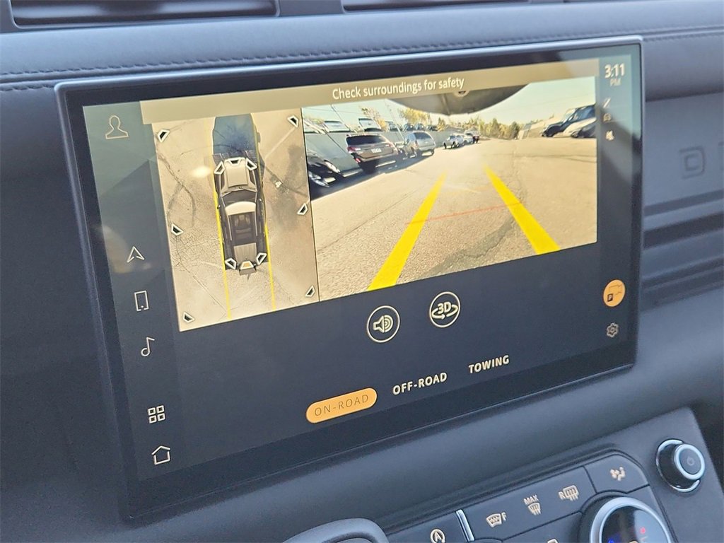 Used 2025 Land Rover Defender 110 S image 20