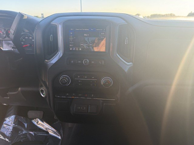 Used 2023 Chevrolet Silverado 1500 Custom w/ LPO, Dark Essentials Package AWD/4WD image 17