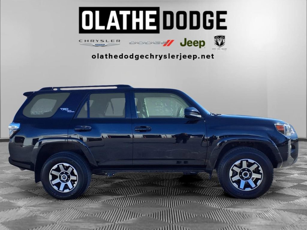 Used 2024 Toyota 4Runner TRD Off-Road image 33