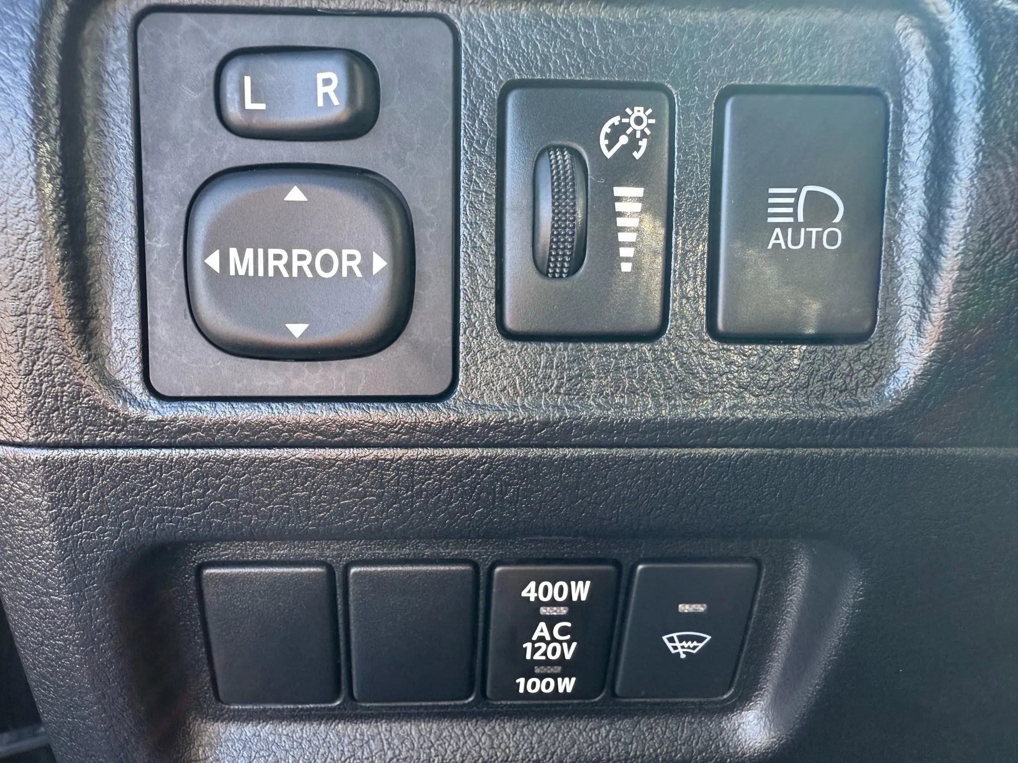 Used 2024 Toyota 4Runner TRD Off-Road image 18