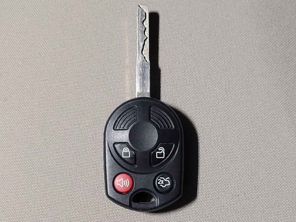Used 2018 Ford Focus SE FWD image 32