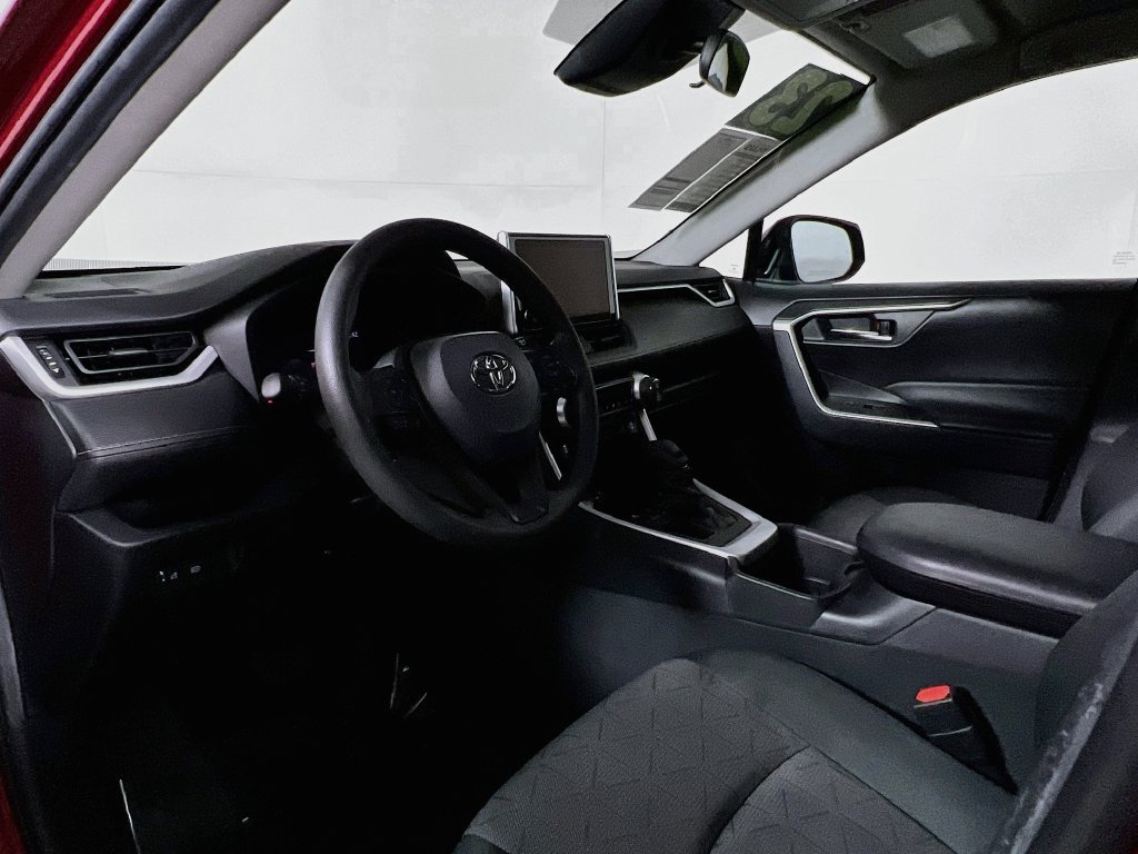 Used 2023 Toyota RAV4 XLE FWD image 27