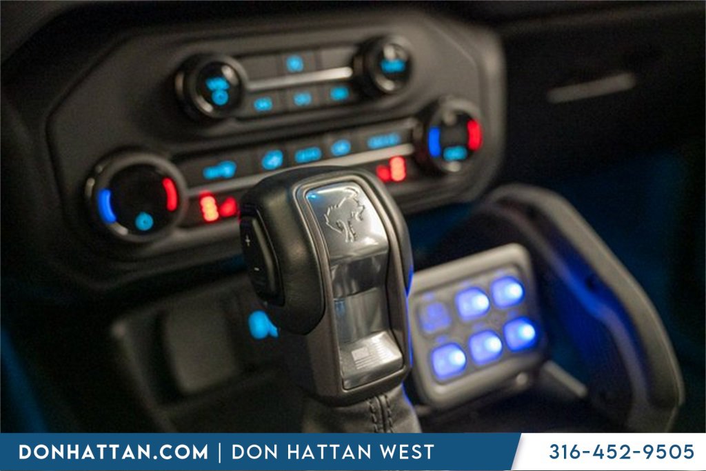 Used 2024 Ford Bronco Big Bend image 15