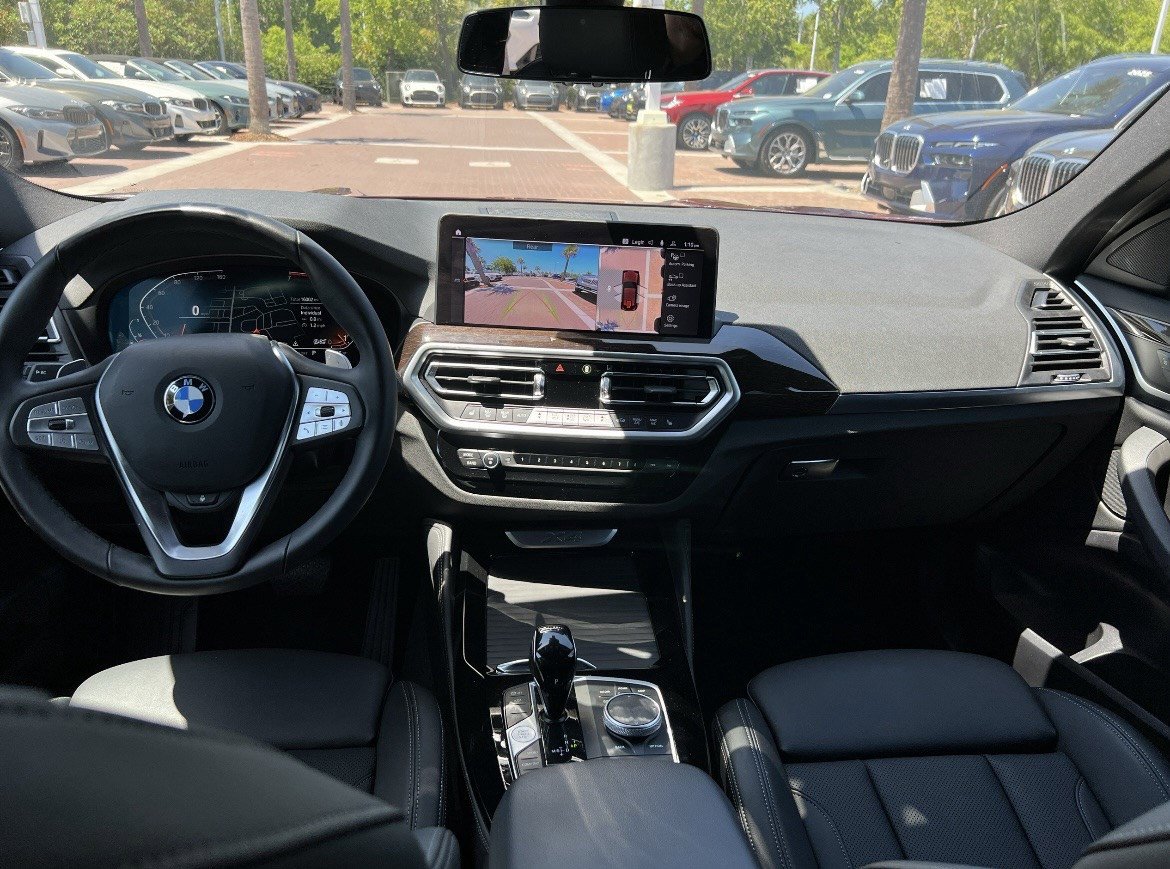 Certified 2025 BMW X4 xDrive30i AWD/4WD image 29