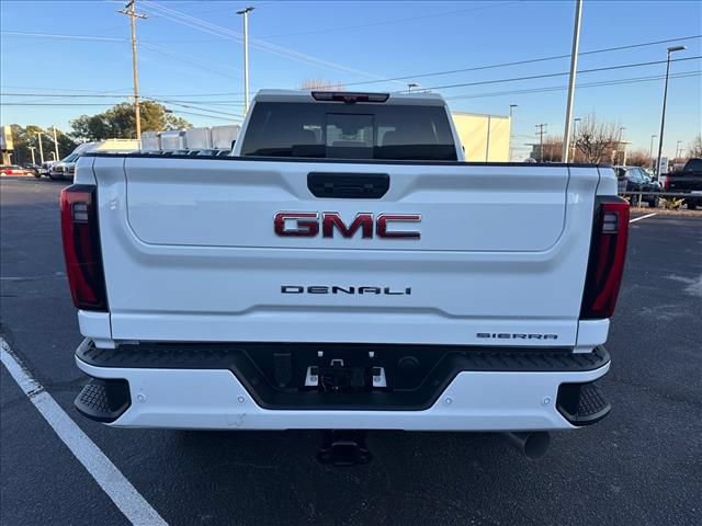 New 2026 GMC Sierra 2500 Denali w/ Denali Reserve Package AWD/4WD image 10