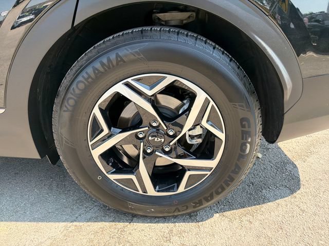 Certified 2023 Kia Sportage LX FWD image 31
