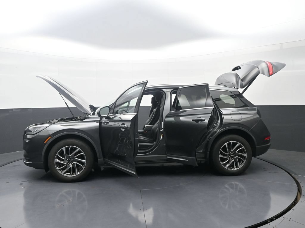Used 2020 Lincoln Corsair AWD w/ Equipment Group 101A image 39