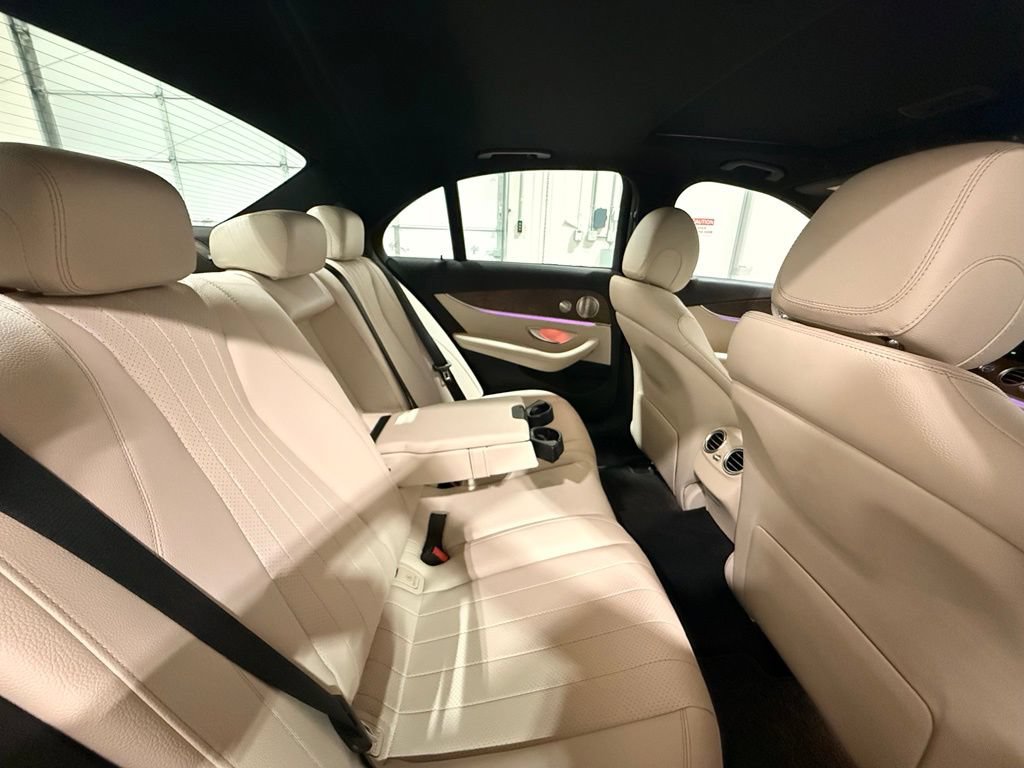 Used 2022 Mercedes-Benz E 350 Sedan w/ AMG Line Exterior image 34