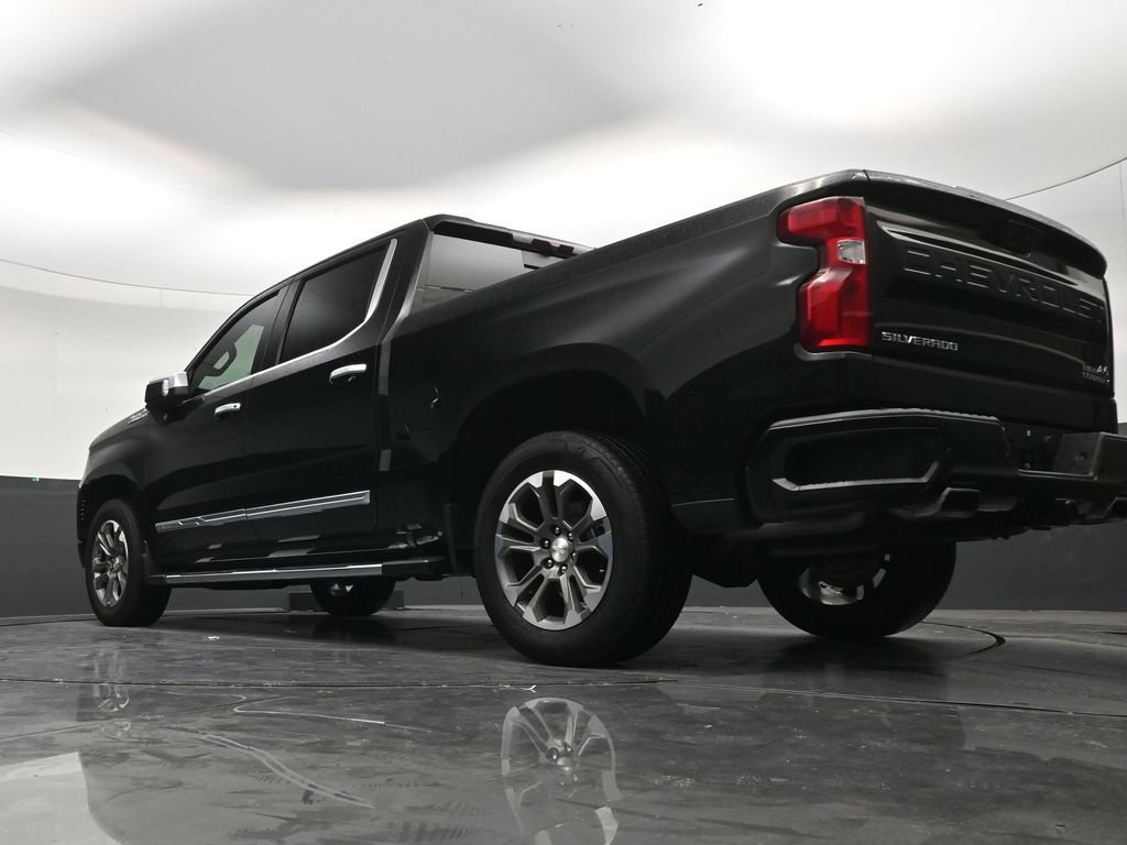 Used 2024 Chevrolet Silverado 1500 High Country RWD image 22