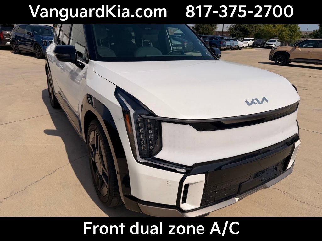 Certified 2024 Kia EV9 GT-Line AWD/4WD image 5