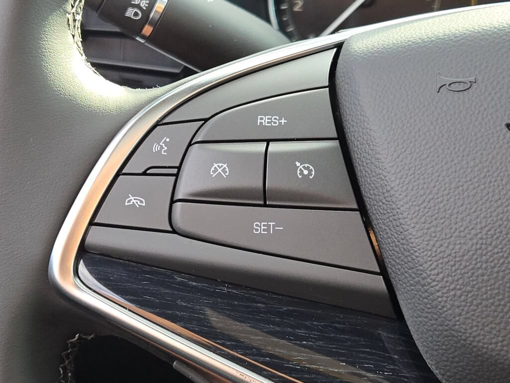 New 2025 Cadillac XT5 Premium Luxury w/ LPO, Floor Liner Package FWD image 34