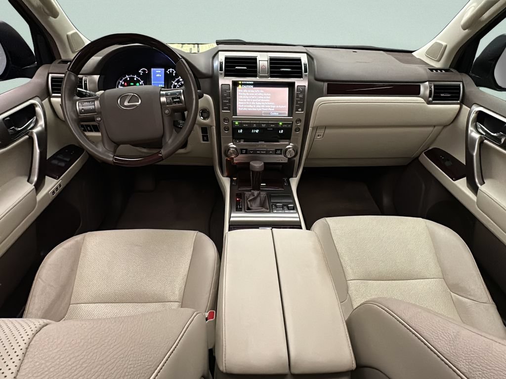 Used 2019 Lexus GX 460 Premium w/ Premium Package AWD/4WD image 22