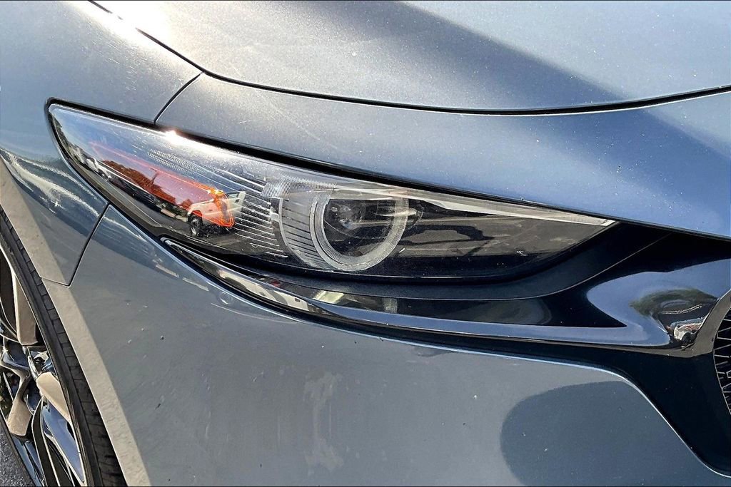 Used 2021 MAZDA MAZDA3 s image 23