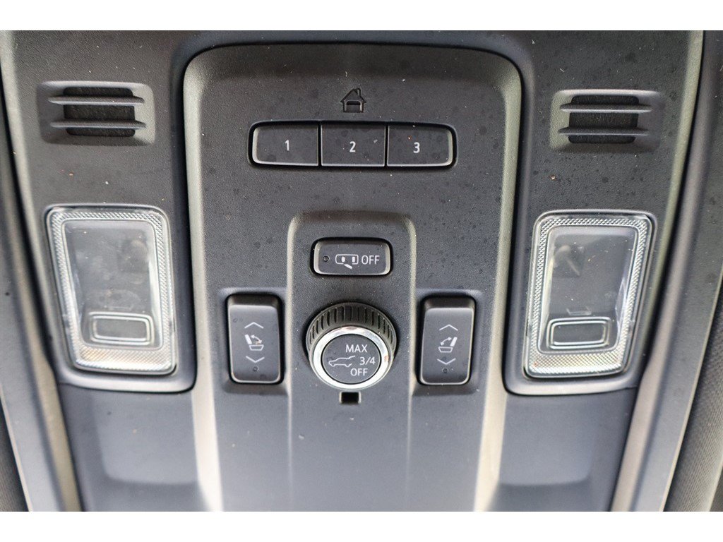 Used 2021 Chevrolet Tahoe Premier AWD/4WD image 40