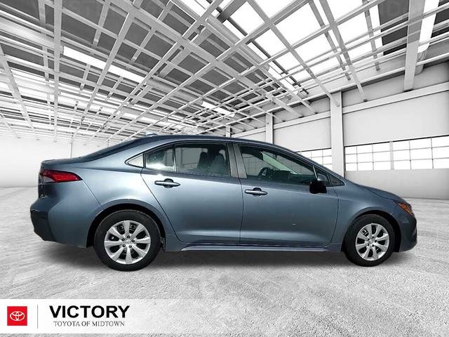 Certified 2025 Toyota Corolla LE image 2