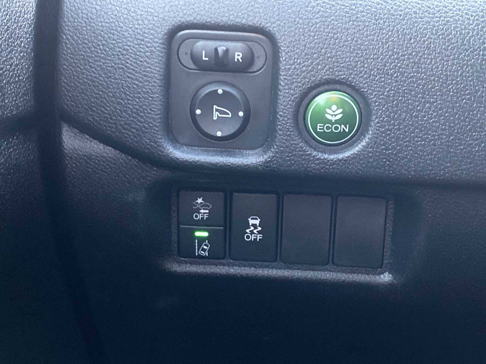 Used 2022 Honda Pilot Sport image 29