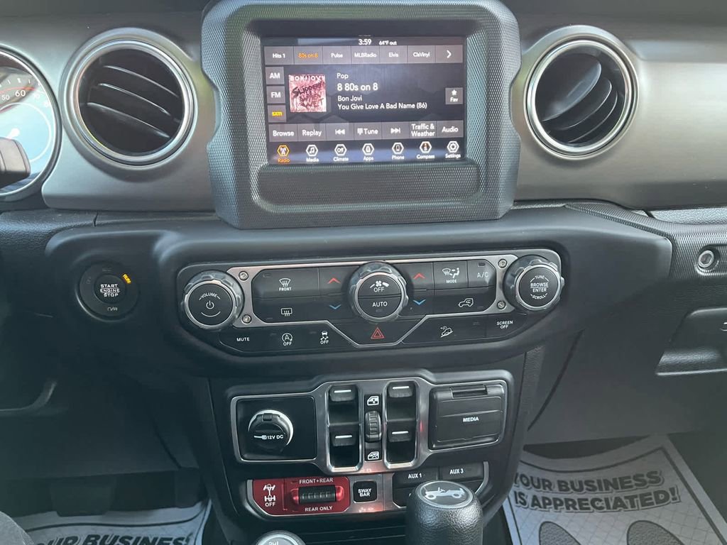 Used 2019 Jeep Wrangler Unlimited Rubicon image 27