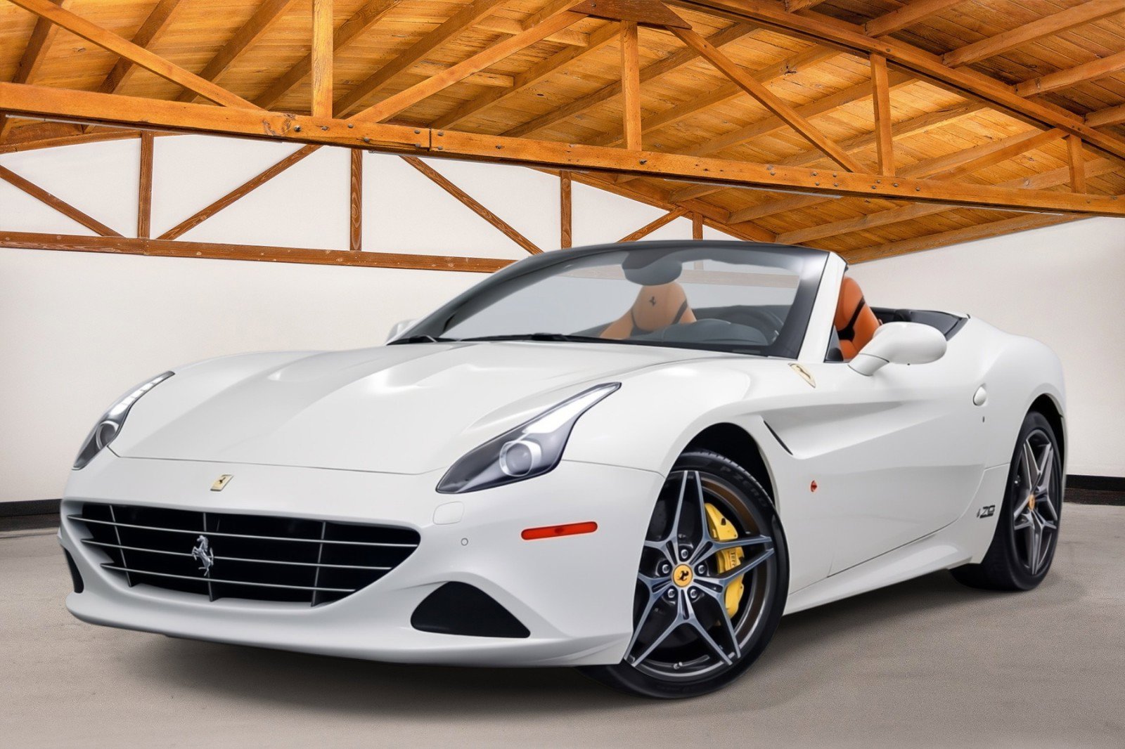 Used 2017 Ferrari California T RWD video 1