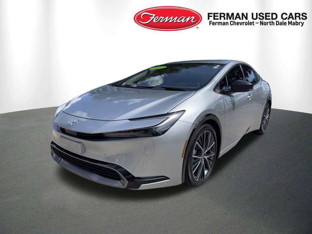 Used 2023 Toyota Prius XLE FWD image 5