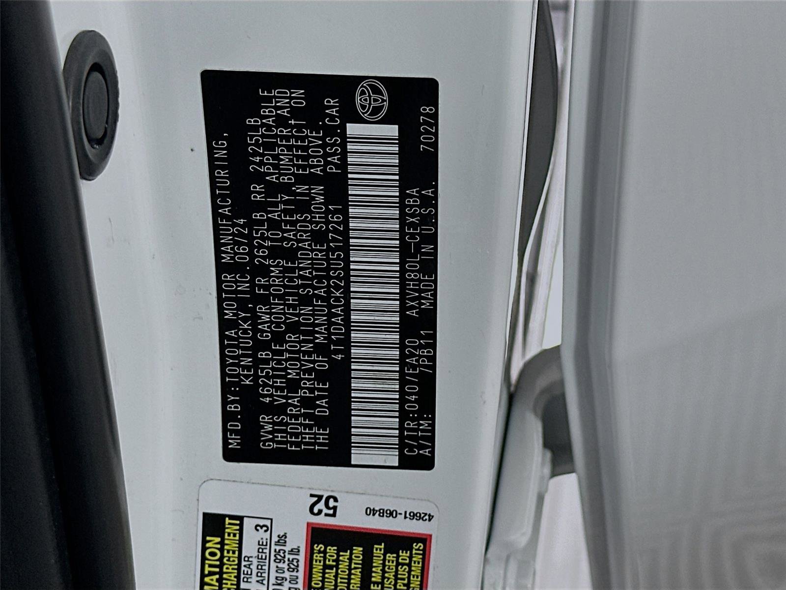 Certified 2025 Toyota Camry SE image 21