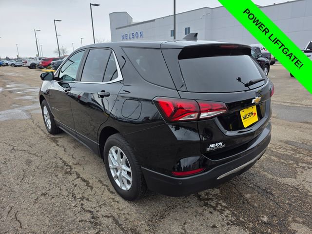 Used 2023 Chevrolet Equinox LT w/ Driver Convenience Package AWD/4WD image 12
