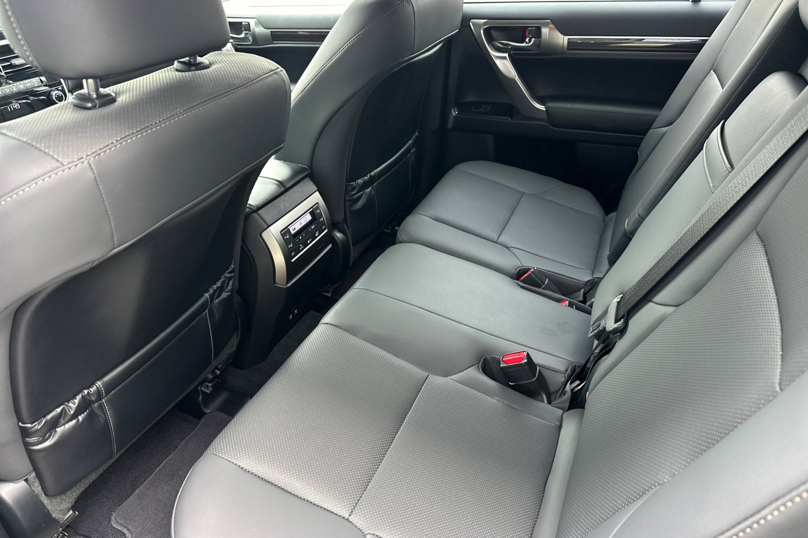 Used 2023 Lexus GX 460 Premium w/ Premium Package image 15