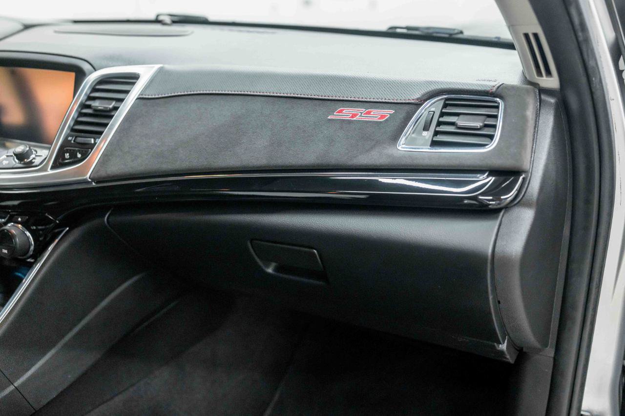 Used 2015 Chevrolet SS RWD image 90