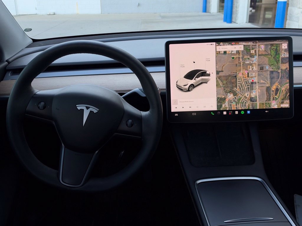 Used 2021 Tesla Model Y Long Range AWD/4WD image 5