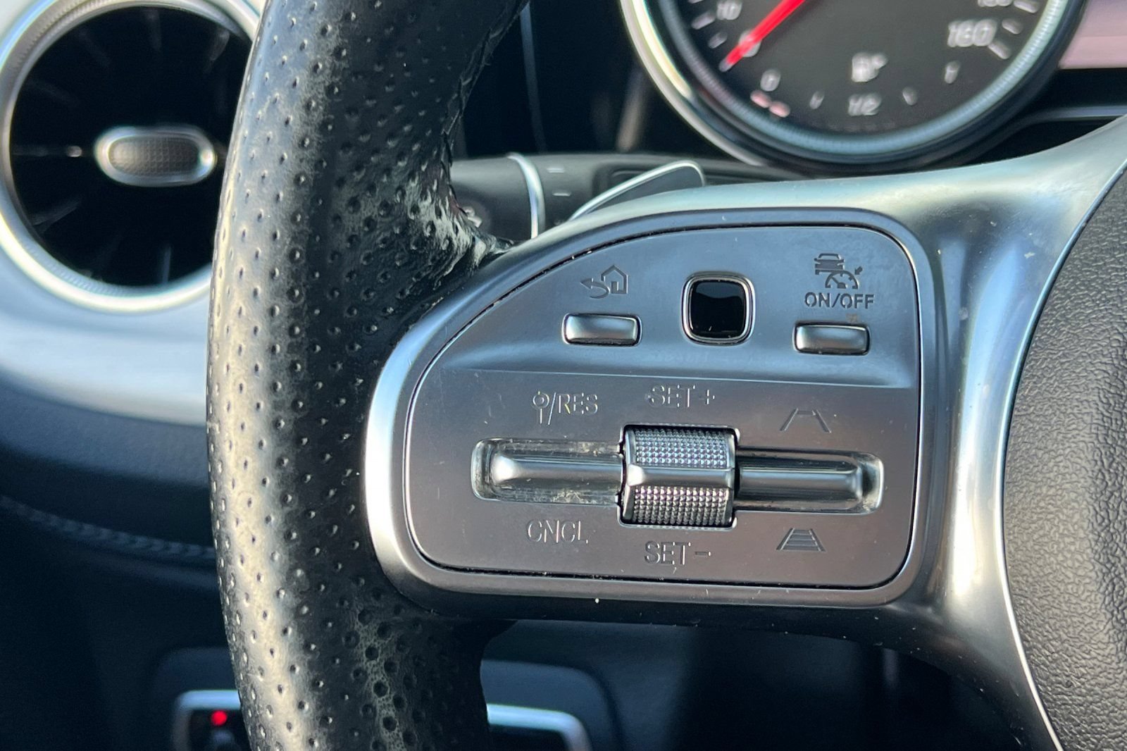 Used 2019 Mercedes-Benz G 550 image 34