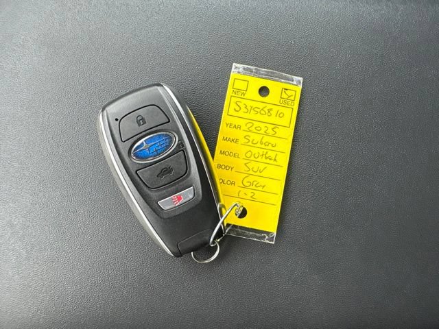 Certified 2025 Subaru Outback Premium w/ Popular Package #1A AWD/4WD image 17