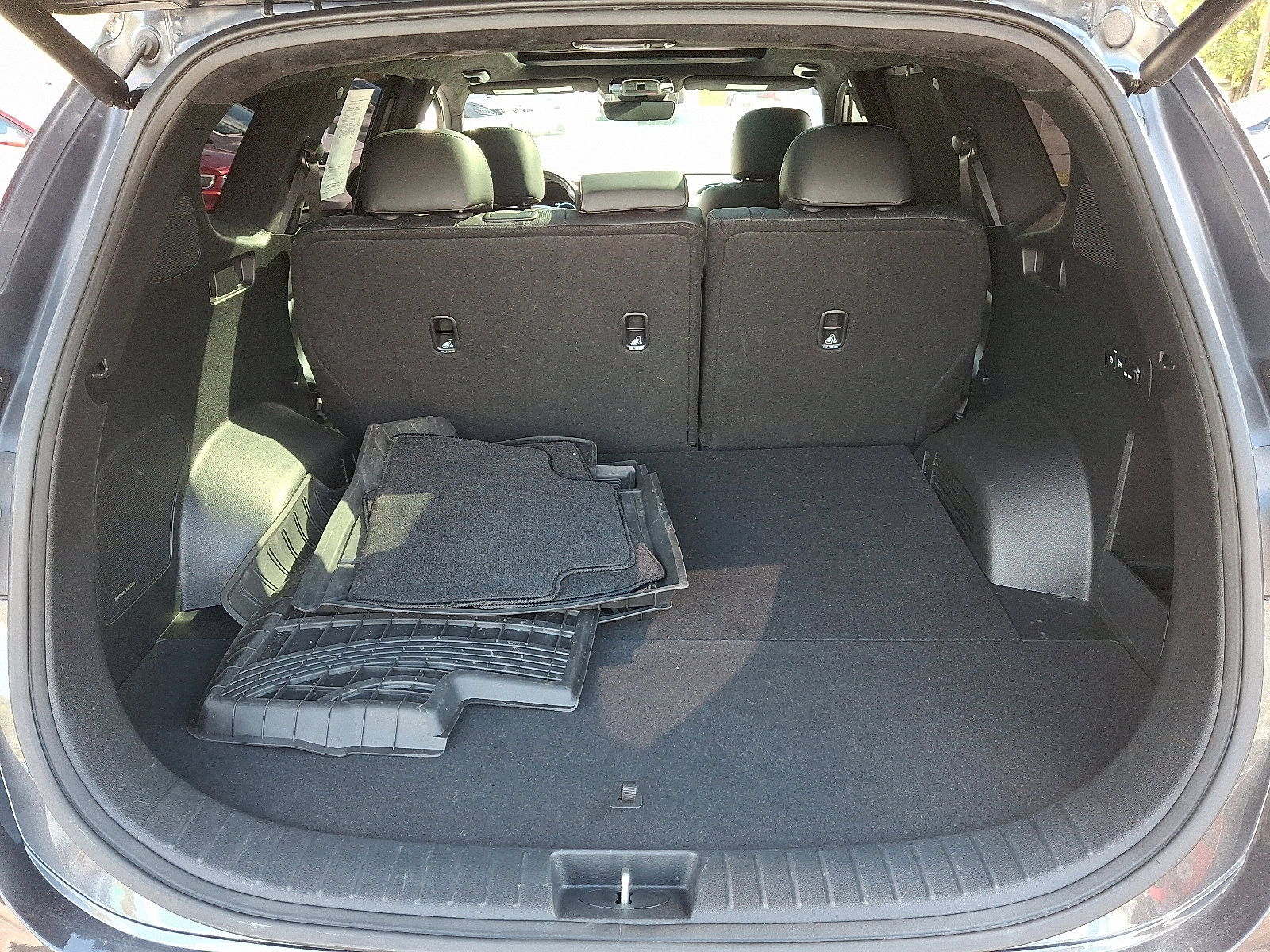 Used 2023 Hyundai Santa Fe Calligraphy image 29