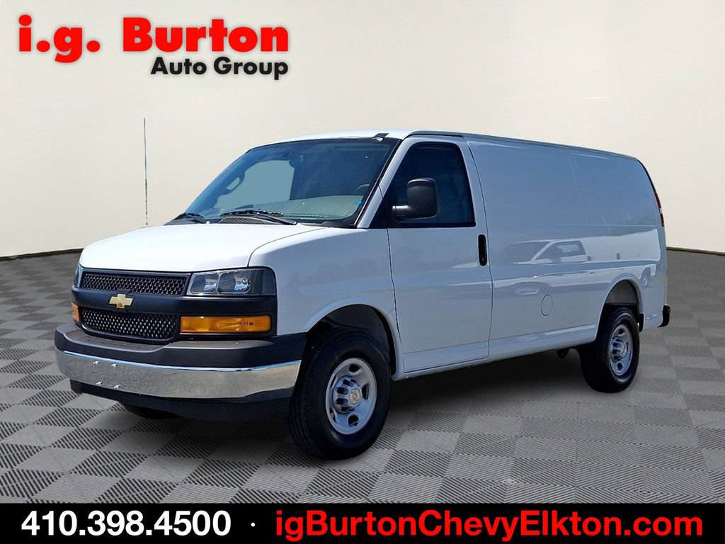 New 2026 Chevrolet Express 2500 w/ Driver Convenience Package RWD image 2