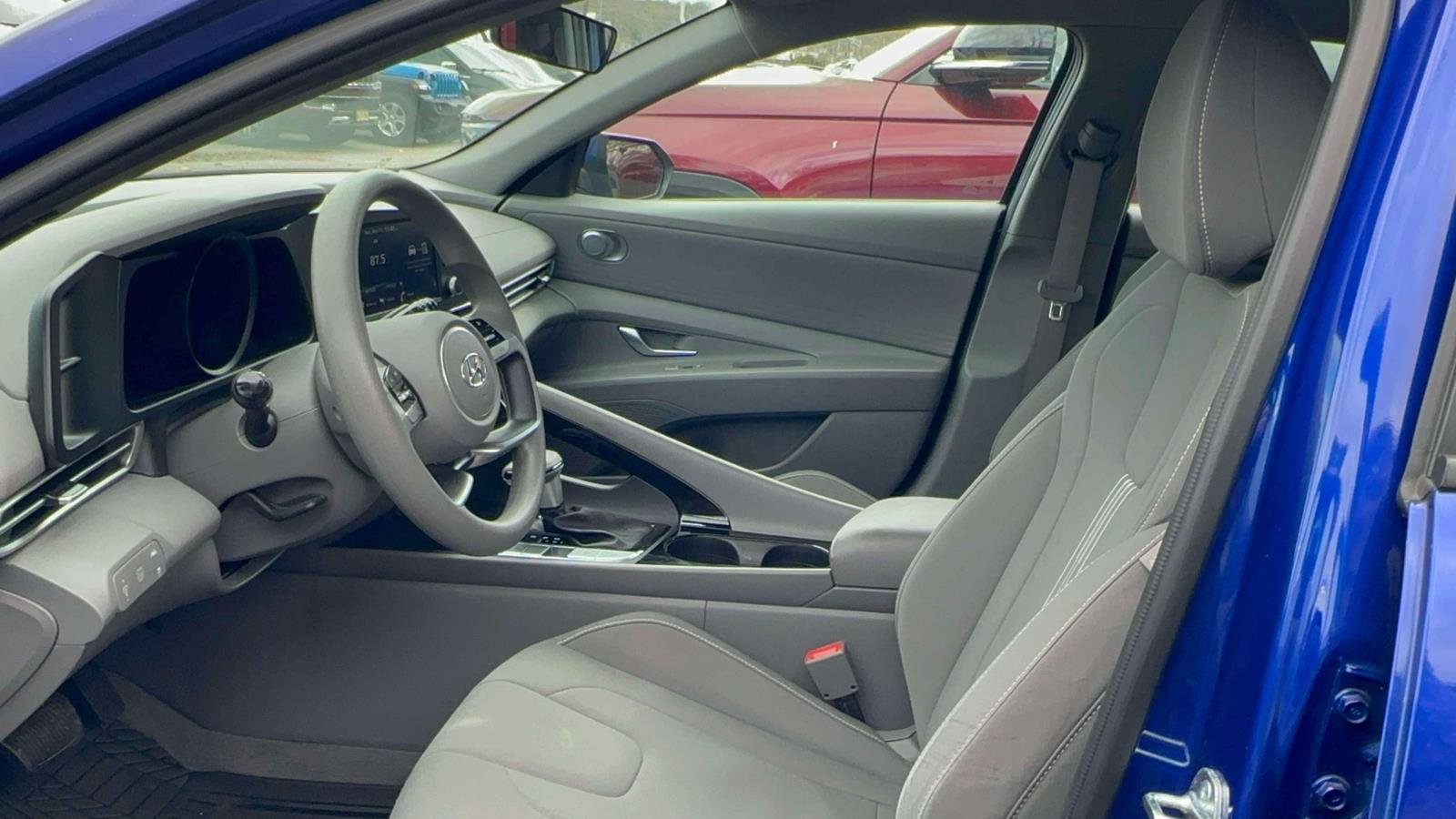 Used 2023 Hyundai Elantra Blue w/ Cargo Package image 14