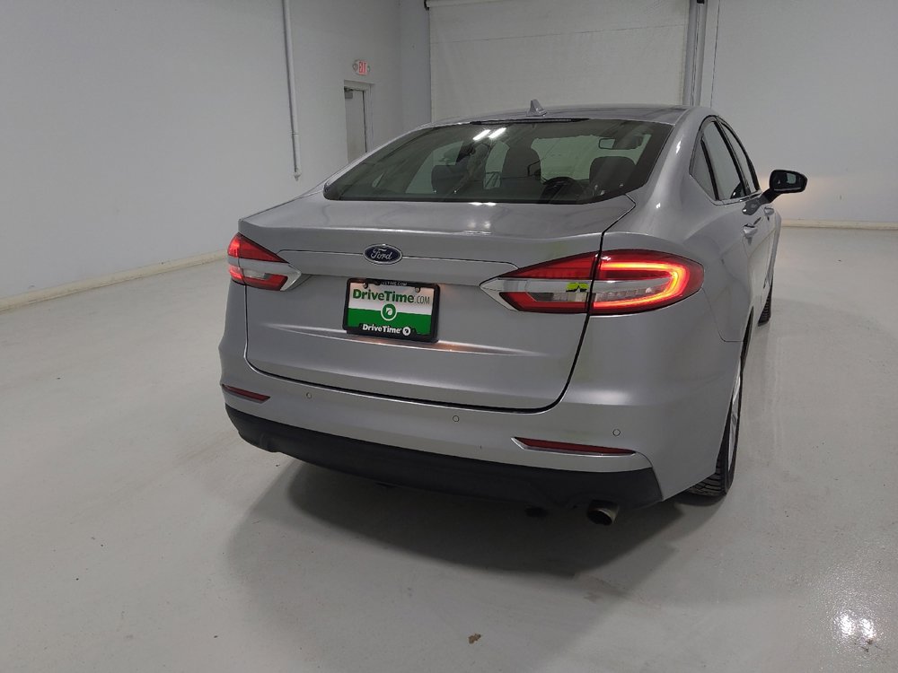 Used 2020 Ford Fusion SE image 7