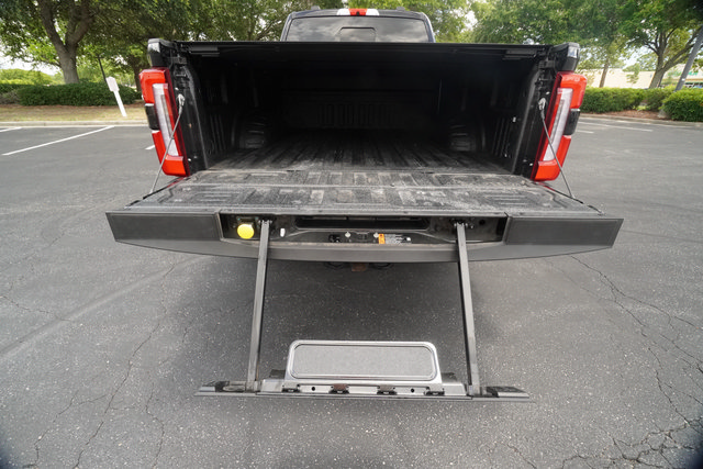Used 2025 Ford F250 Platinum AWD/4WD image 12