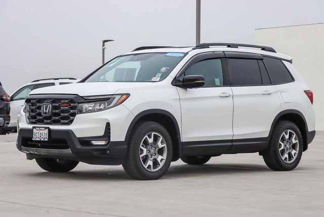 Used 2023 Honda Passport TrailSport image 5