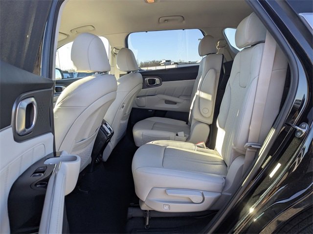 Used 2024 Kia Sorento SX Prestige image 24