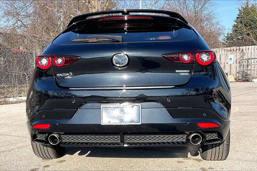 Certified 2025 MAZDA MAZDA3 Hatchback w/ Appearance Package image 4