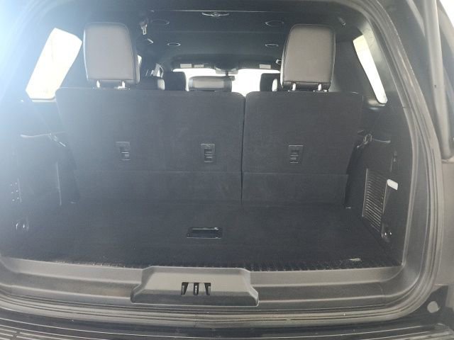 Used 2019 Ford Expedition XLT w/ Equipment Group 202A AWD/4WD image 14