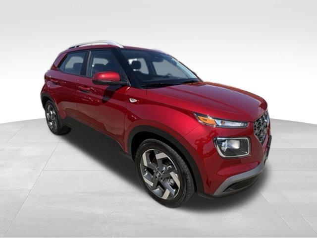 Used 2025 Hyundai Venue SEL FWD 360° Tour