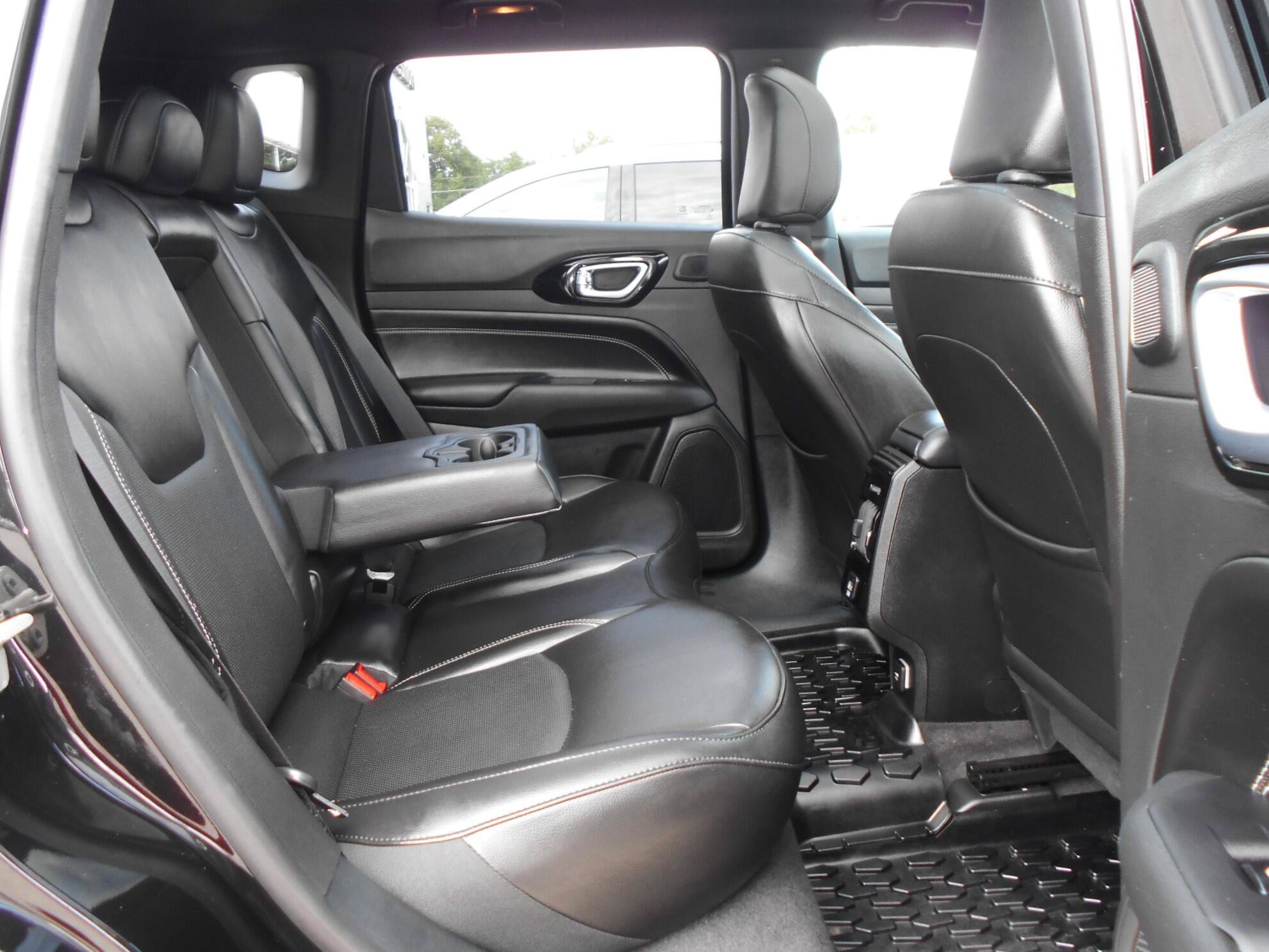 Certified 2023 Jeep Compass High Altitude AWD/4WD image 23
