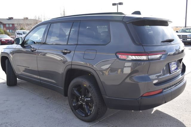 Used 2023 Jeep Grand Cherokee L Laredo image 7