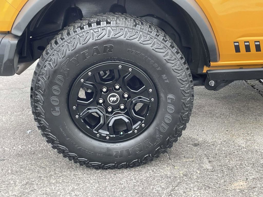 Used 2021 Ford Bronco First Edition AWD/4WD image 9