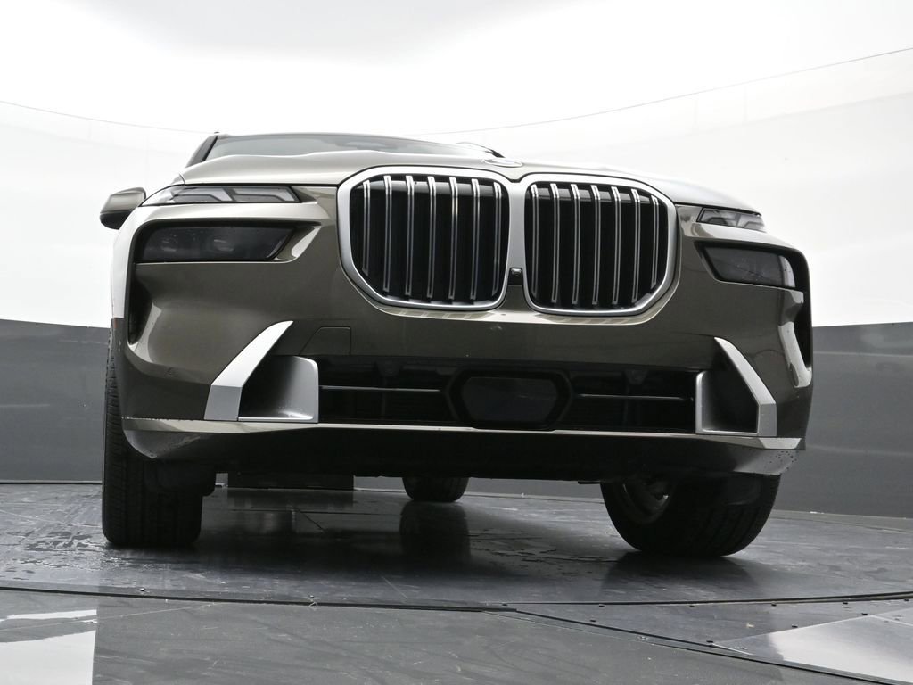 New 2025 BMW X7 xDrive40i image 33