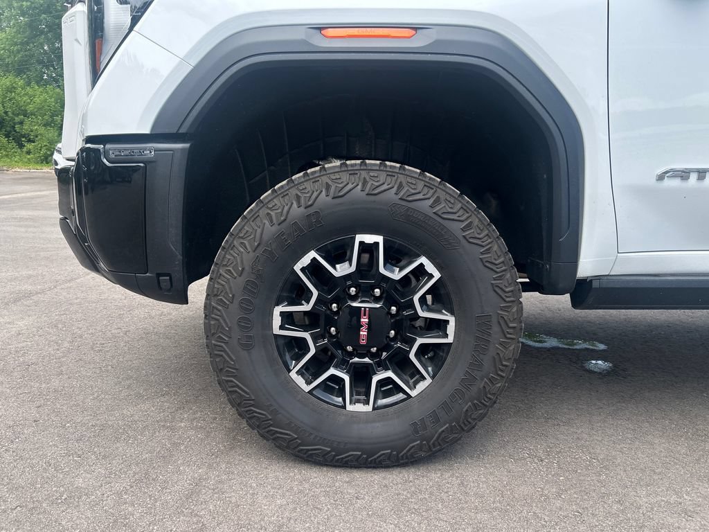 Used 2025 GMC Sierra 2500 AT4X w/ Snow Plow Prep/Camper Package AWD/4WD image 10