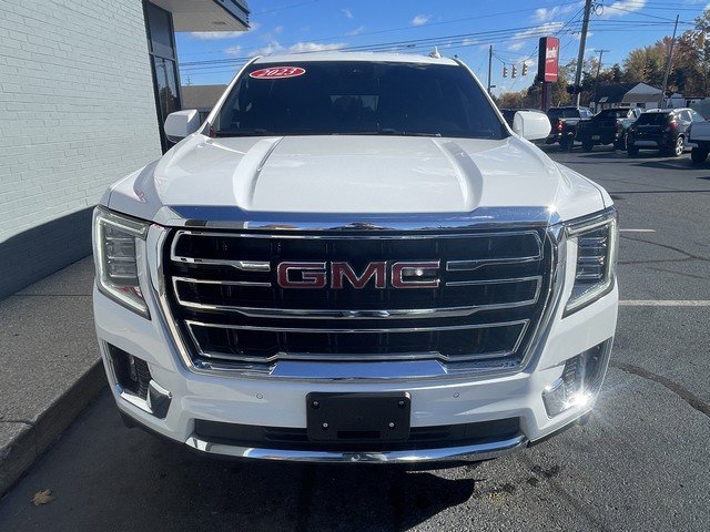 Used 2023 GMC Yukon XL SLT image 4