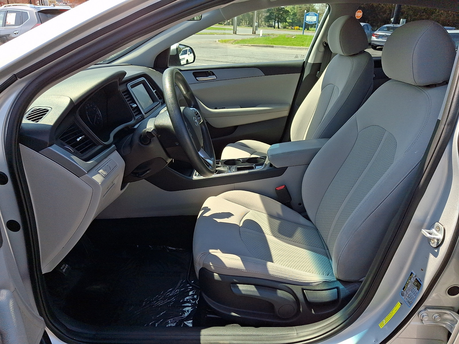 Used 2019 Hyundai Sonata SE FWD image 13
