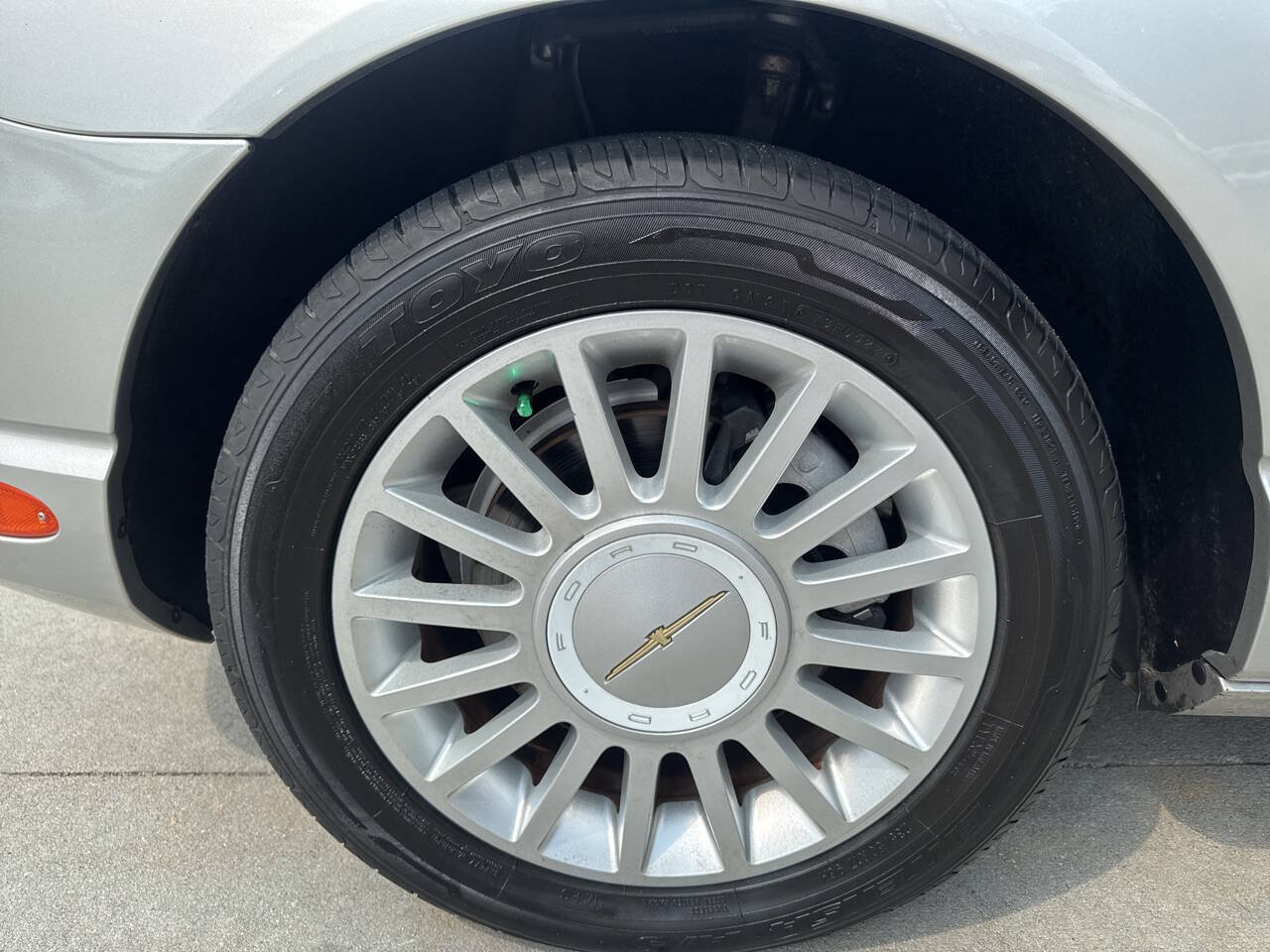 Used 2004 Ford Thunderbird RWD image 26